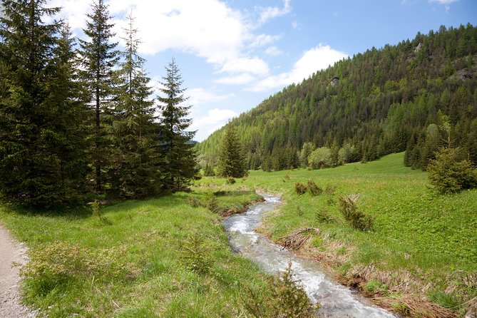Private Tour: Zakopane and Tatra Mountains from Krakow - Jaszczurowka chapel and highland design