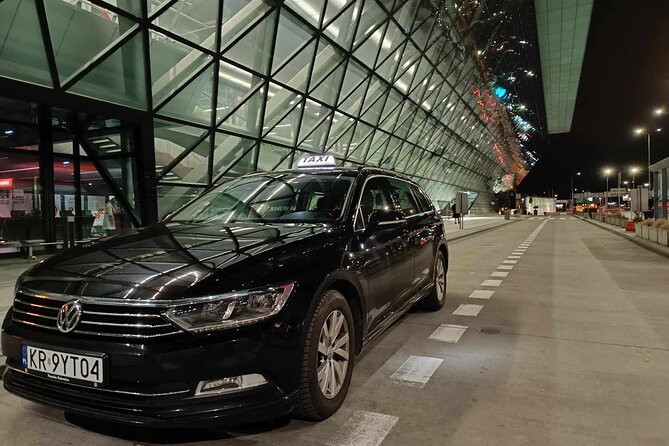 Private Transfer from/to Krakow Airport - Why the private format can be worth the price