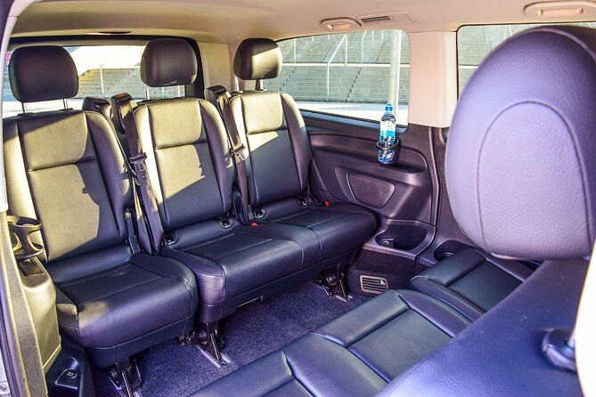 Private Transfer from/to the Krakow Airport - A calm welcome at Krakow Airport