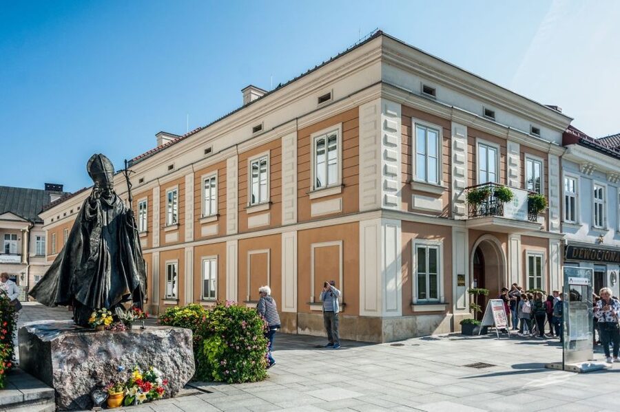 Private Trip to Wadowice: Home Town of John Paul II - Time to explore Wadowice and try the local sweet