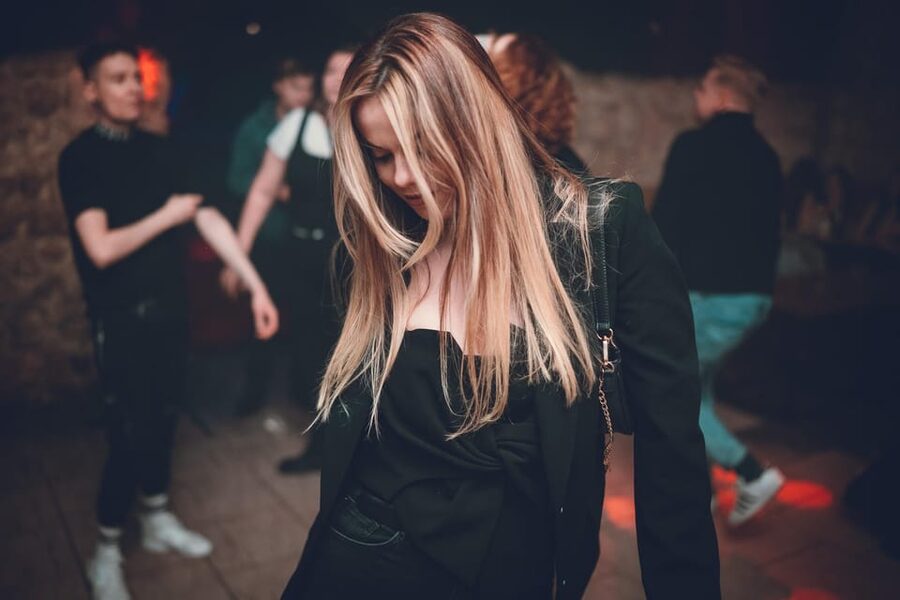 Pub Crawl - 1-hour Open Bar then Vip to 5 Clubs - Krakow - Timing, walking, and what to bring