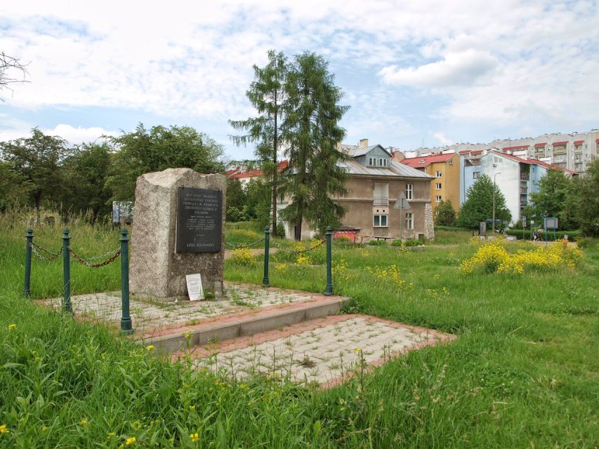 Schindler's Factory, Ghetto and Plaszow Camp Guided Tour - Who will get the most from this tour