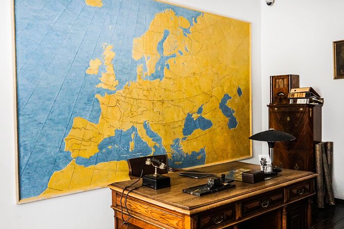 Schindler's Factory Guided Tour - Schindler’s part in the larger story