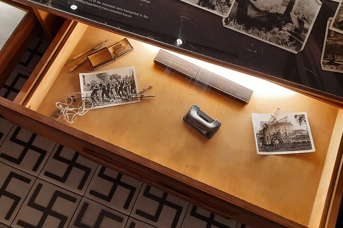 Schindler's Factory Guided Tour In a Small Group - Why a guide helps inside the museum