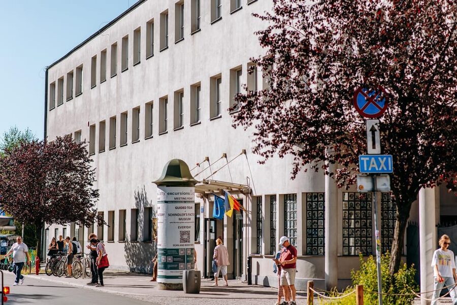 Schindler's Factory Museum in Krakow - Guided Tour - Why Schindler’s Factory tells more than Schindler’s story