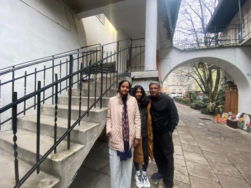 Schindler's List Movie Tour: Historic Sites & Film Location - Why this film tour is different from a standard Krakow walk