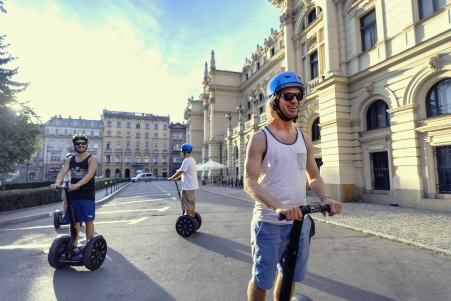 Segway Tour Krakow: Full Tour (Old Town + Jewish Quarter) - What the Guides Add