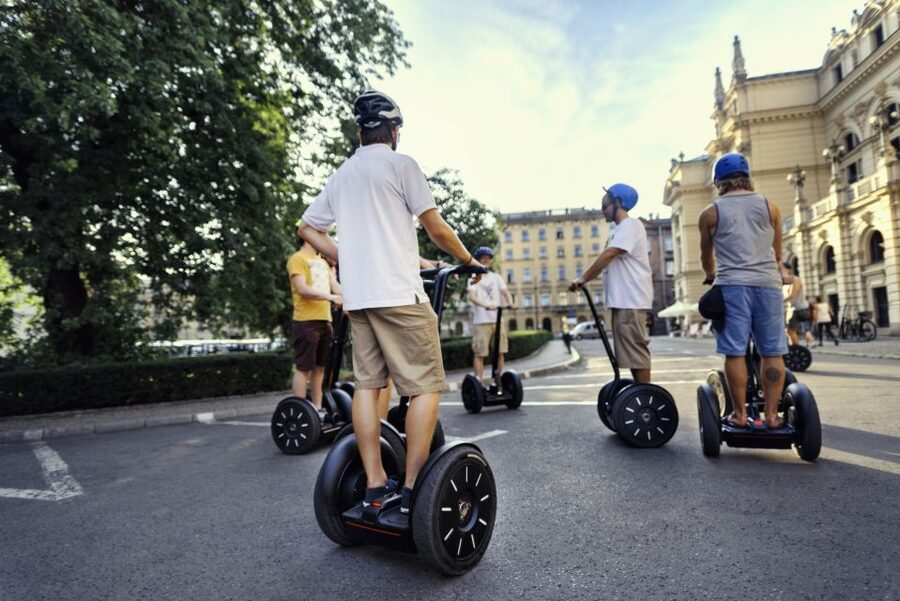 Segway Tour Krakow: Full Tour (Old Town + Jewish Quarter) - Cobblestones, Traffic and Comfort