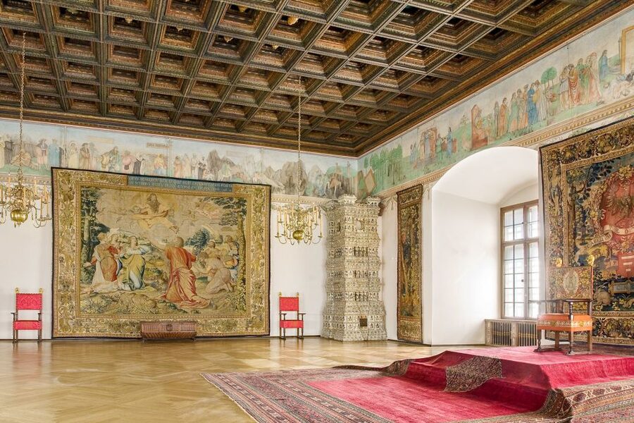 Skip-the-Line Wawel Castle Chambers Private Tour - Should you book the Wawel Castle Chambers Private Tour?
