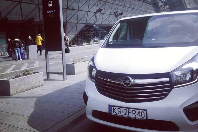 Transfer Krakow Balice Airport - Krakow City - From Kraków Balice arrivals hall to your city address