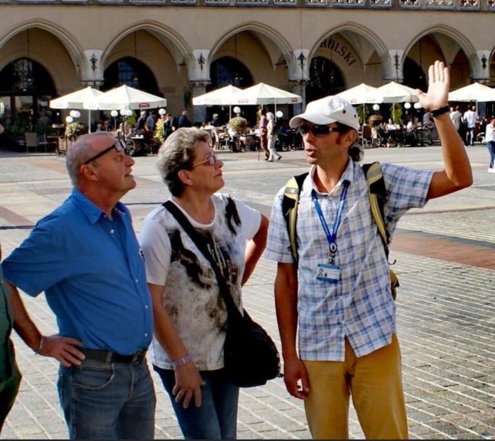 Walking Tour of Krakow: Old town - 2-Hours of Magic - Local treats and photo stops
