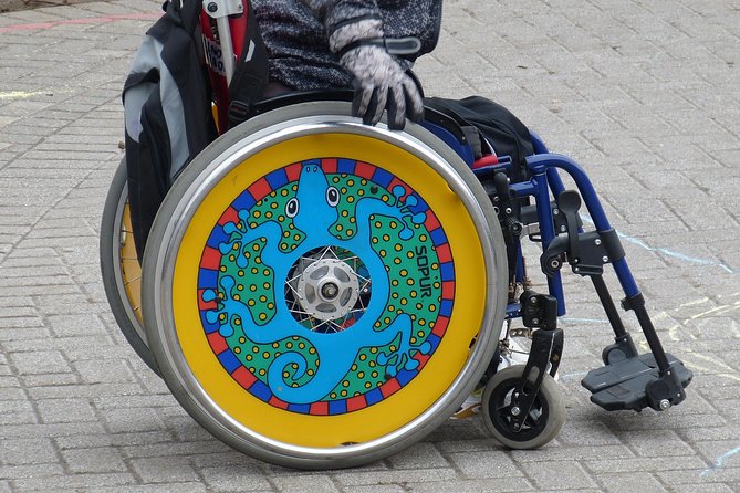 Wheelchair accessible PRIVATE transfer to Auschwitz - Birkenau - How the $295.87 group price works