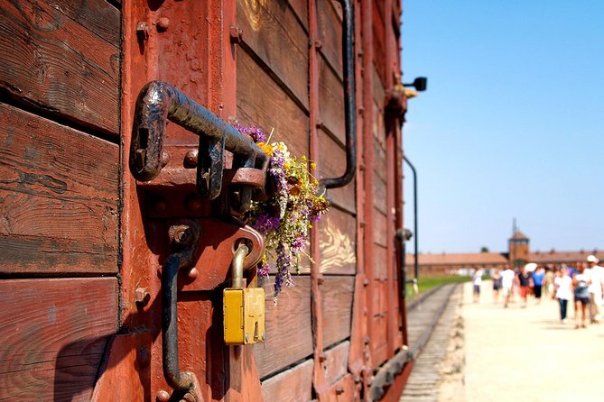 Wheelchair accessible PRIVATE transfer to Auschwitz - Birkenau - Who will get the most from this service