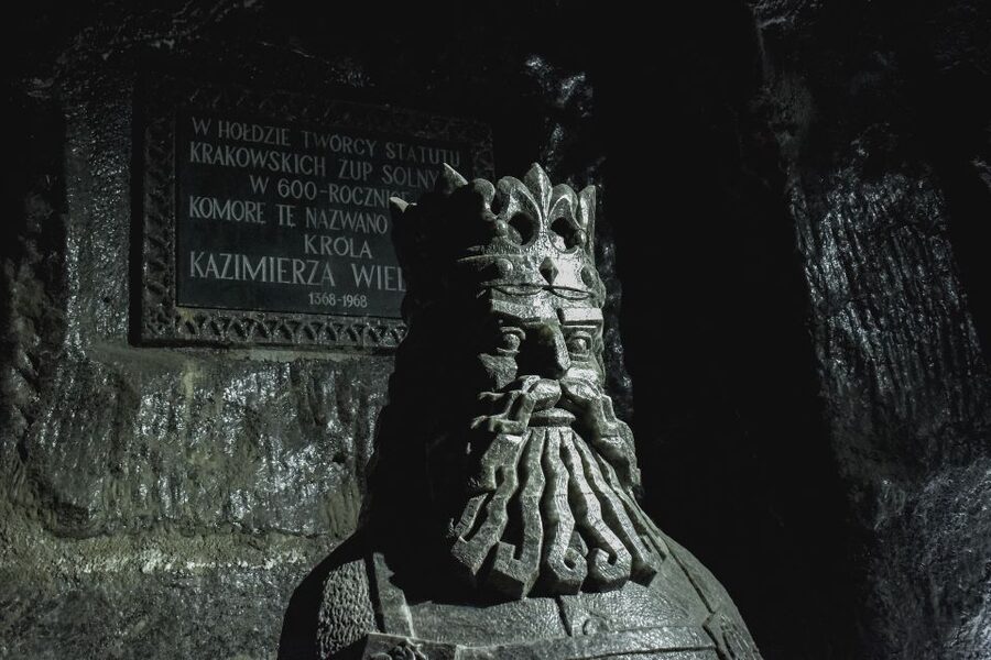 Wieliczka: Salt Mine Entrance and Guided Tour Ticket - Meeting at Jana Pawła II 1 in Wieliczka