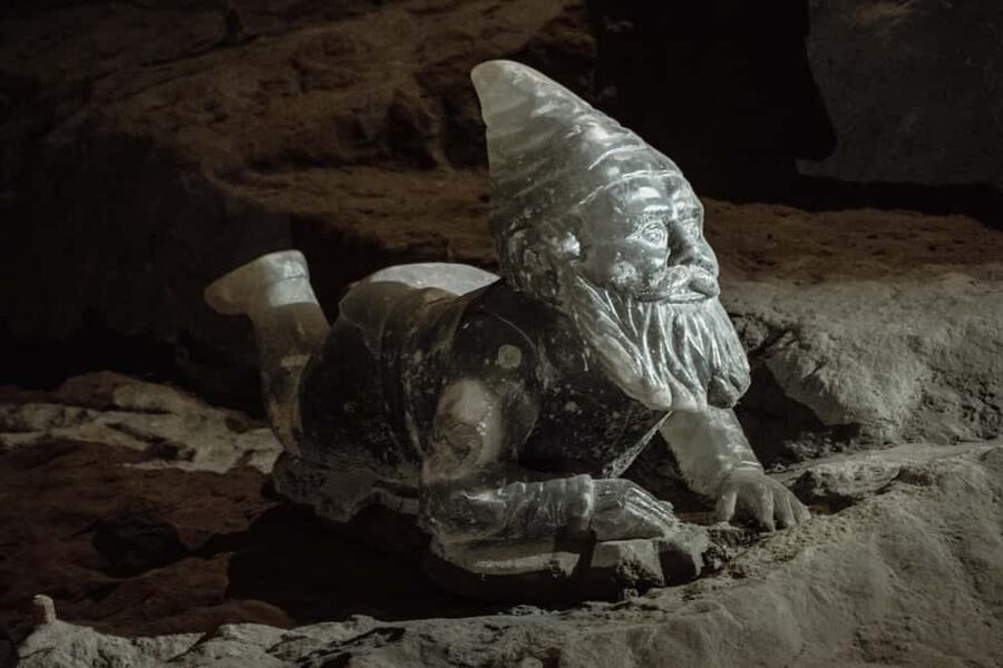 Wieliczka Salt Mine: Guided Tour Fast-Track Ticket - Salt sculptures, chapels, and the main chamber