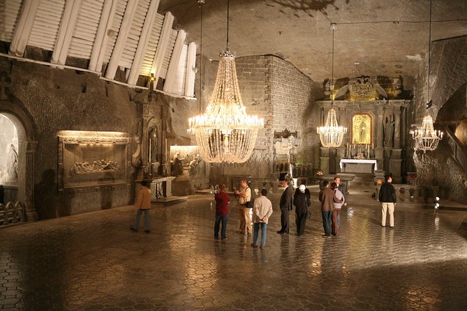 Wieliczka Salt Mine Guided Tour from Krakow with pick-up from Selected Hotels - Getting From Krakow to the Mine