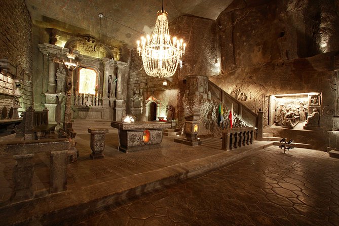 Wieliczka Salt Mine Guided Tour from Krakow - Descending 800 Stairs in Manageable Sections