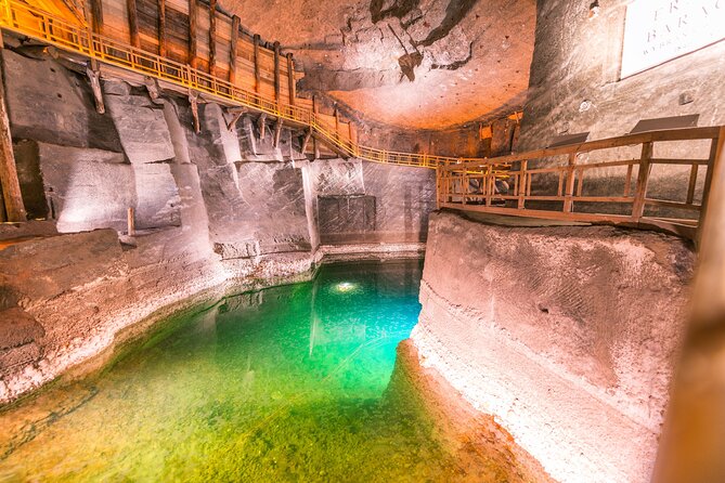Wieliczka Salt Mine Skip the Line Ticket - What makes the underground chambers memorable