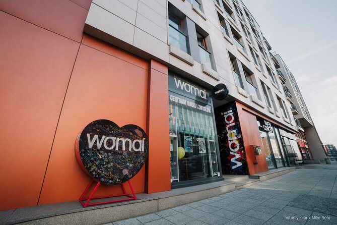 WOMAI Cracow - Into the darkness experience - What WOMAI Krakow asks you to do without sight