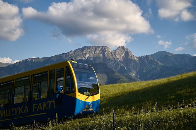 Zakopane and Hot Springs from Krakow Full-Day Tour - Krupówki Street and two hours in Zakopane
