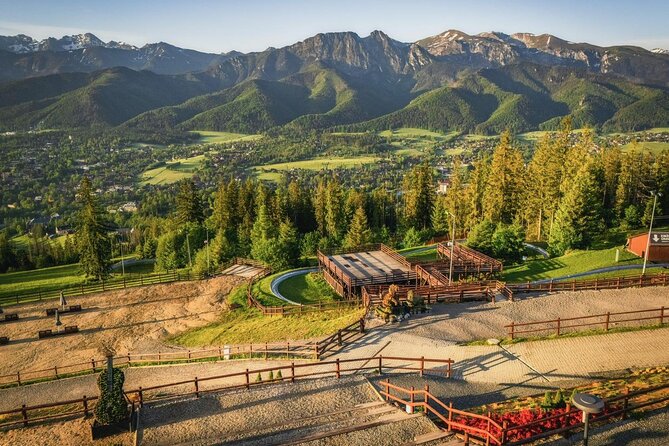 Zakopane Private day trip from Krakow with Hot Springs, cable Car - Chochołów’s wooden homes and a working carver