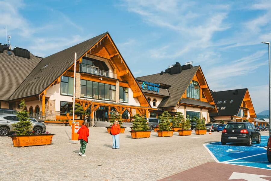 Zakopane & Tatra Mountains from Krakow – Guided Tour - Adding the Chochołów Thermal Baths