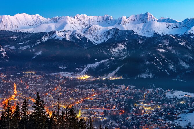 Zakopane to Chocholow Thermal Pools All Day Ticket with Pickup - What the named guides add to the day