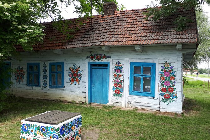 Zalipie Private Tour from Krakow The Painted Village - Seeing the painted village